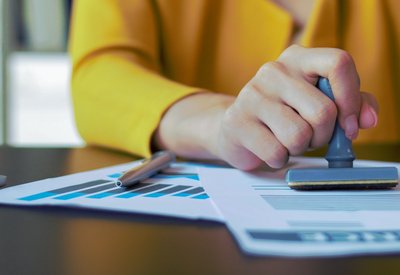 What are the types of finance leases?